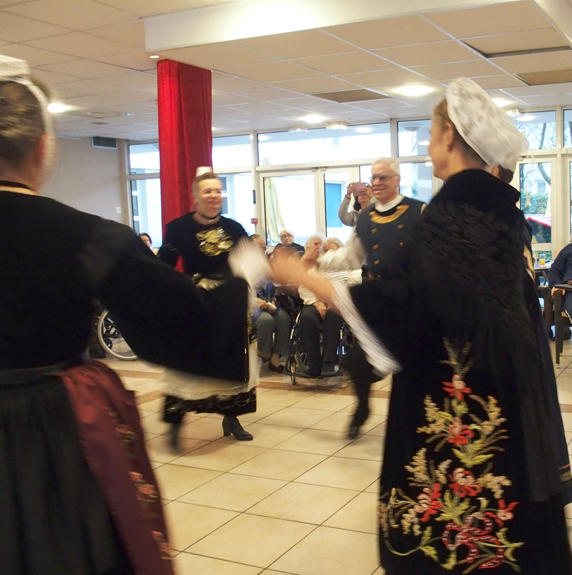 02022019- Bonneuil - danses en ronde