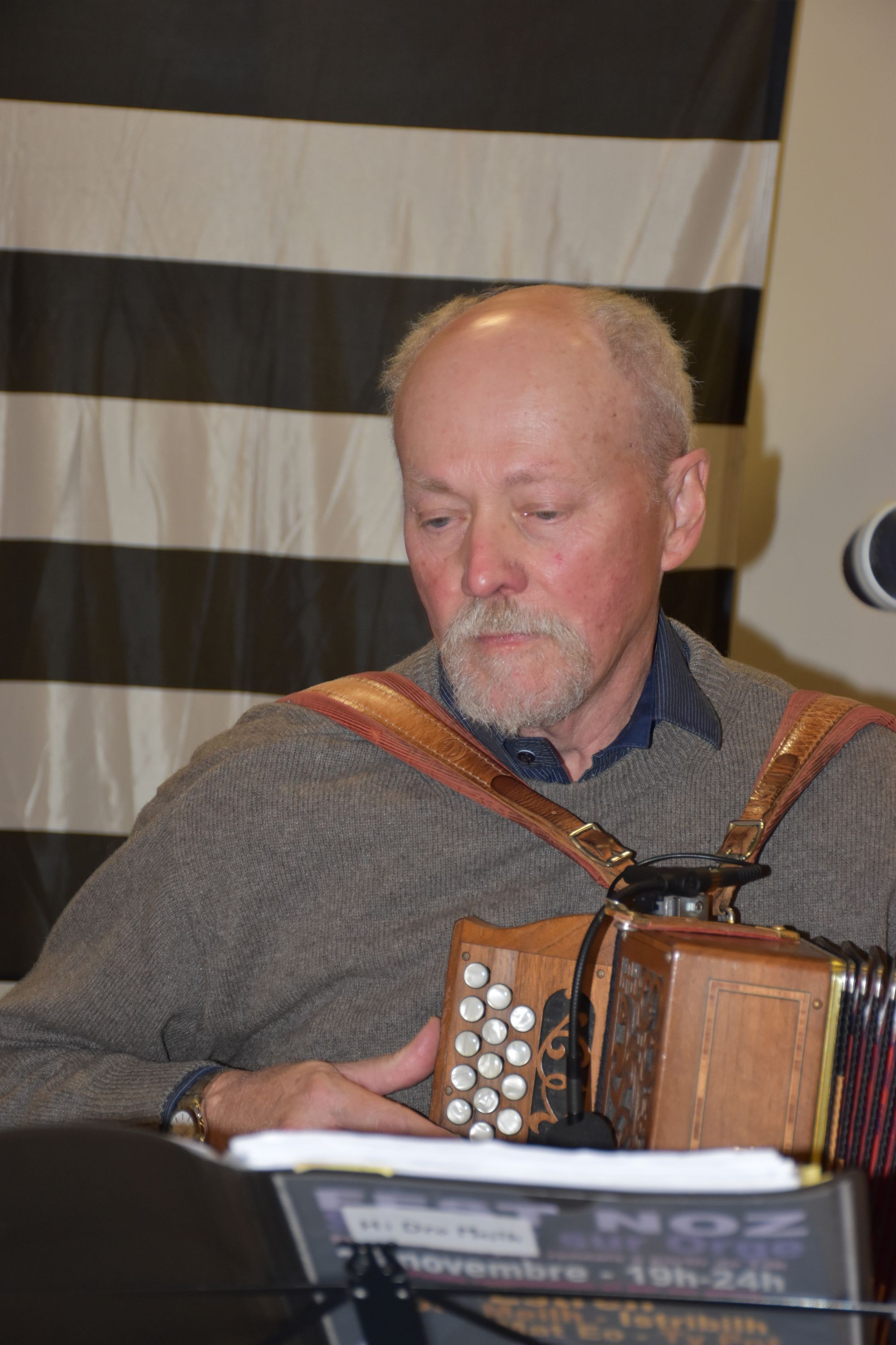 2022 19 11 jean claude accordeoniste hi dro meilh